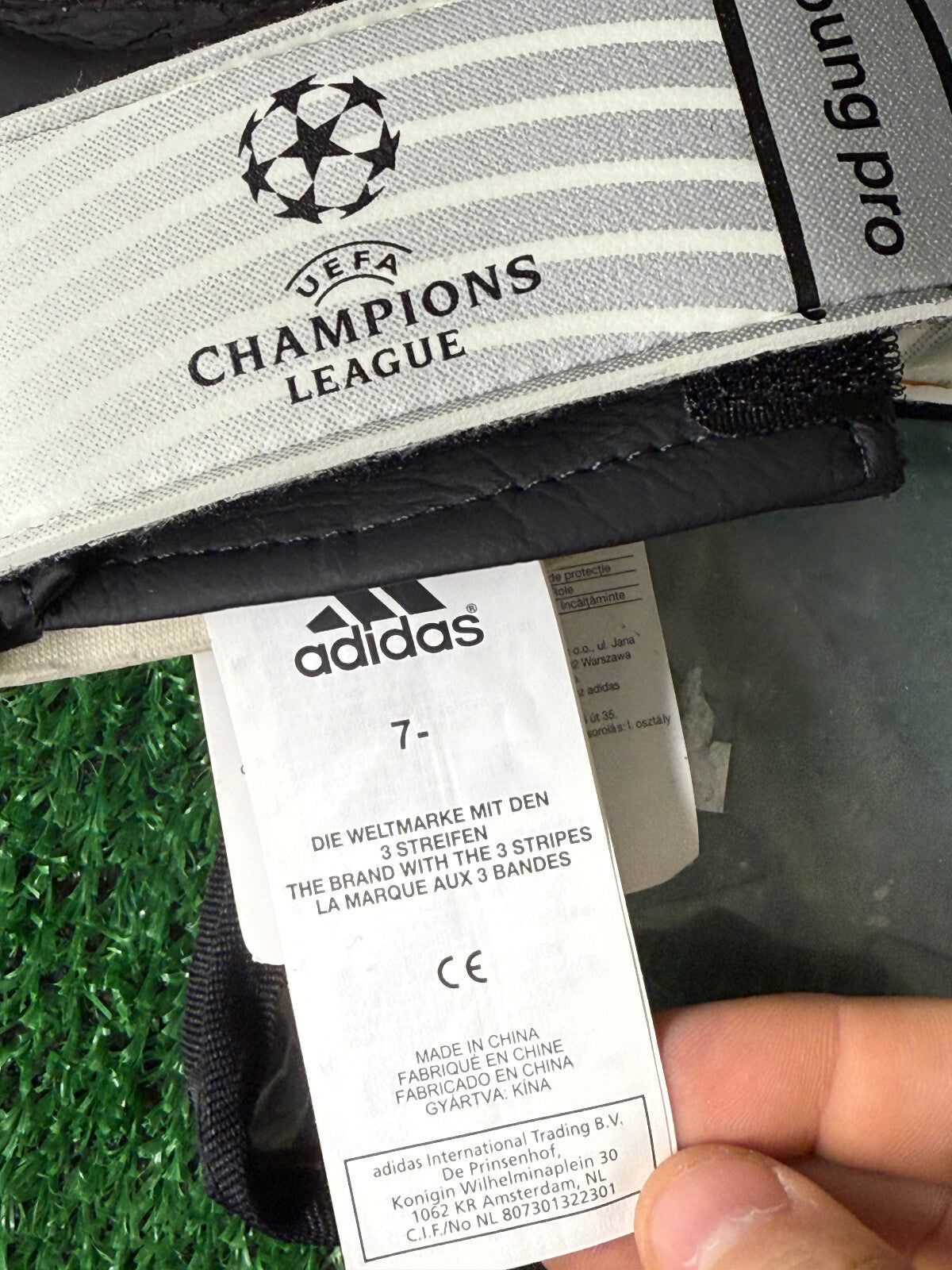 guanti portiere Adidas CHAMPIONS LEAGUE TEAMGEIST 2006 Goalkeeper gloves vintage