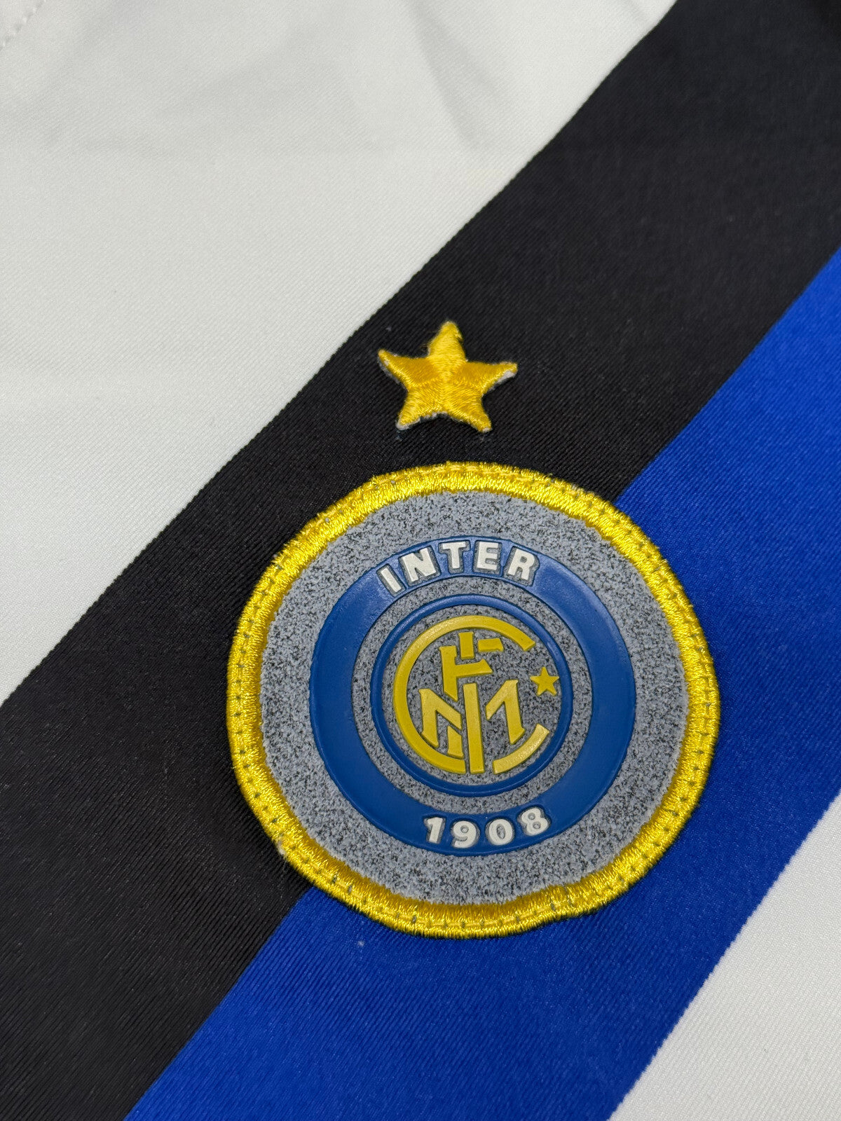 Maglia calcio vintage Inter Adriano Pirelli Nike 2003 2004 Serie A shirt jersey