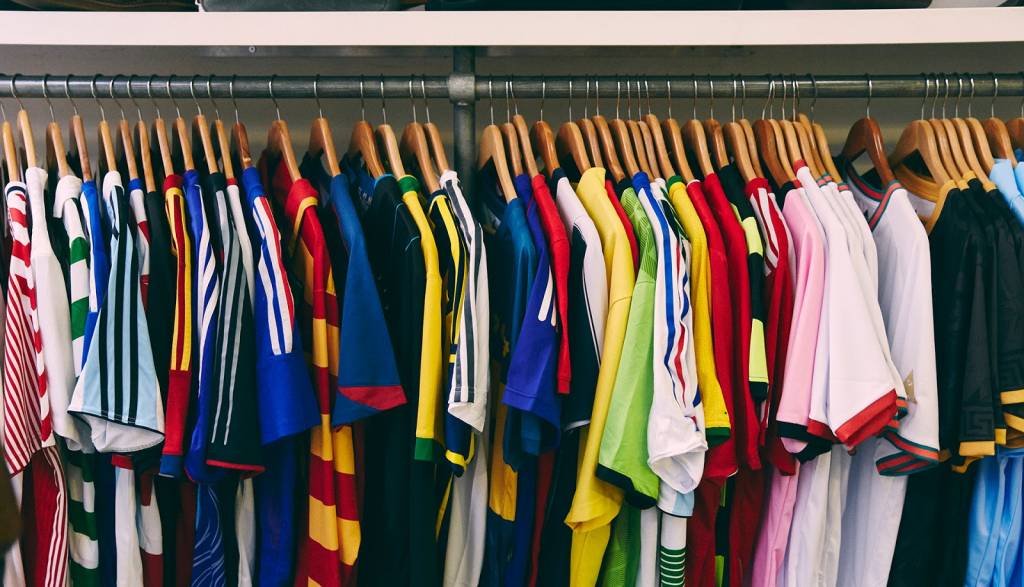 Vendi le tue maglie contattandoci