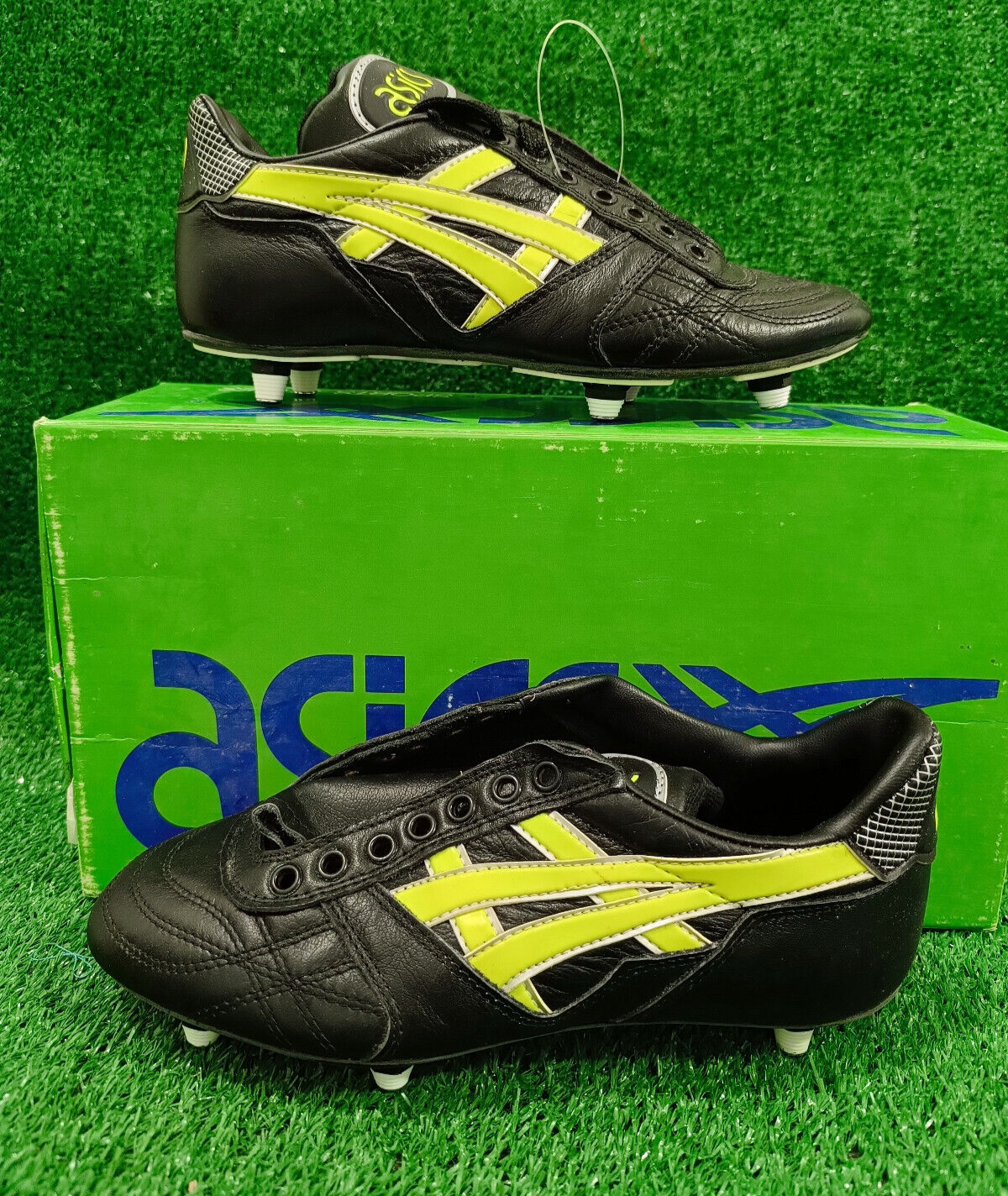Scarpe sales calcio asics