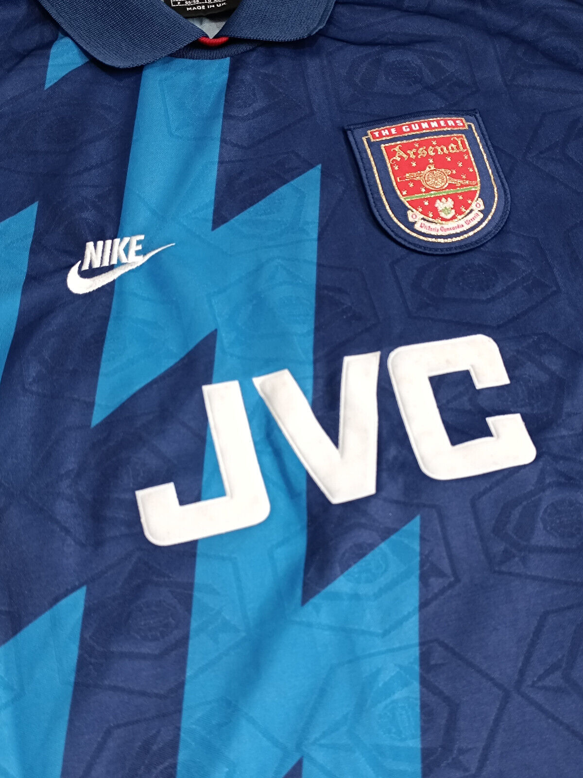 maglia calcio vintage Bergkamp Arsenal vintage Nike 1995-1996 X JVC Premier