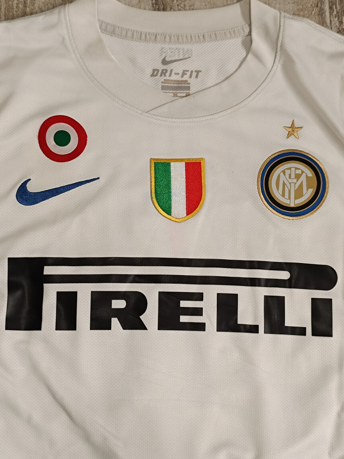 Maglia calcio vintage Inter Zanetti Pirelli Nike 2010 2011 Triplete shirt jersey