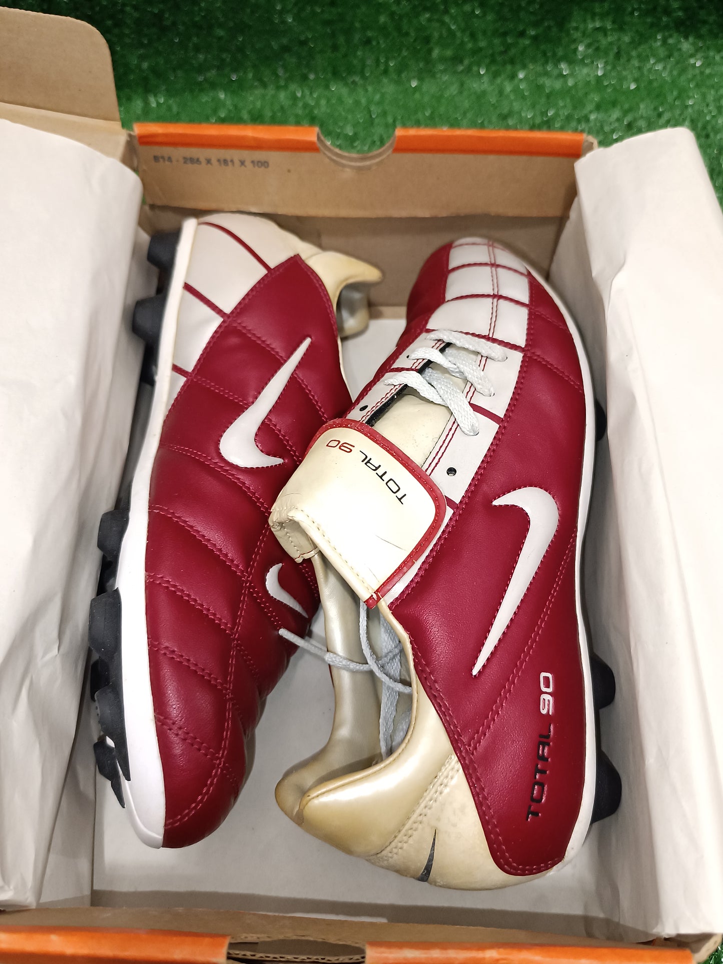 Scarpe da calcio scarpini Nike Total 90 TOTTI Football boots 2002 vintage