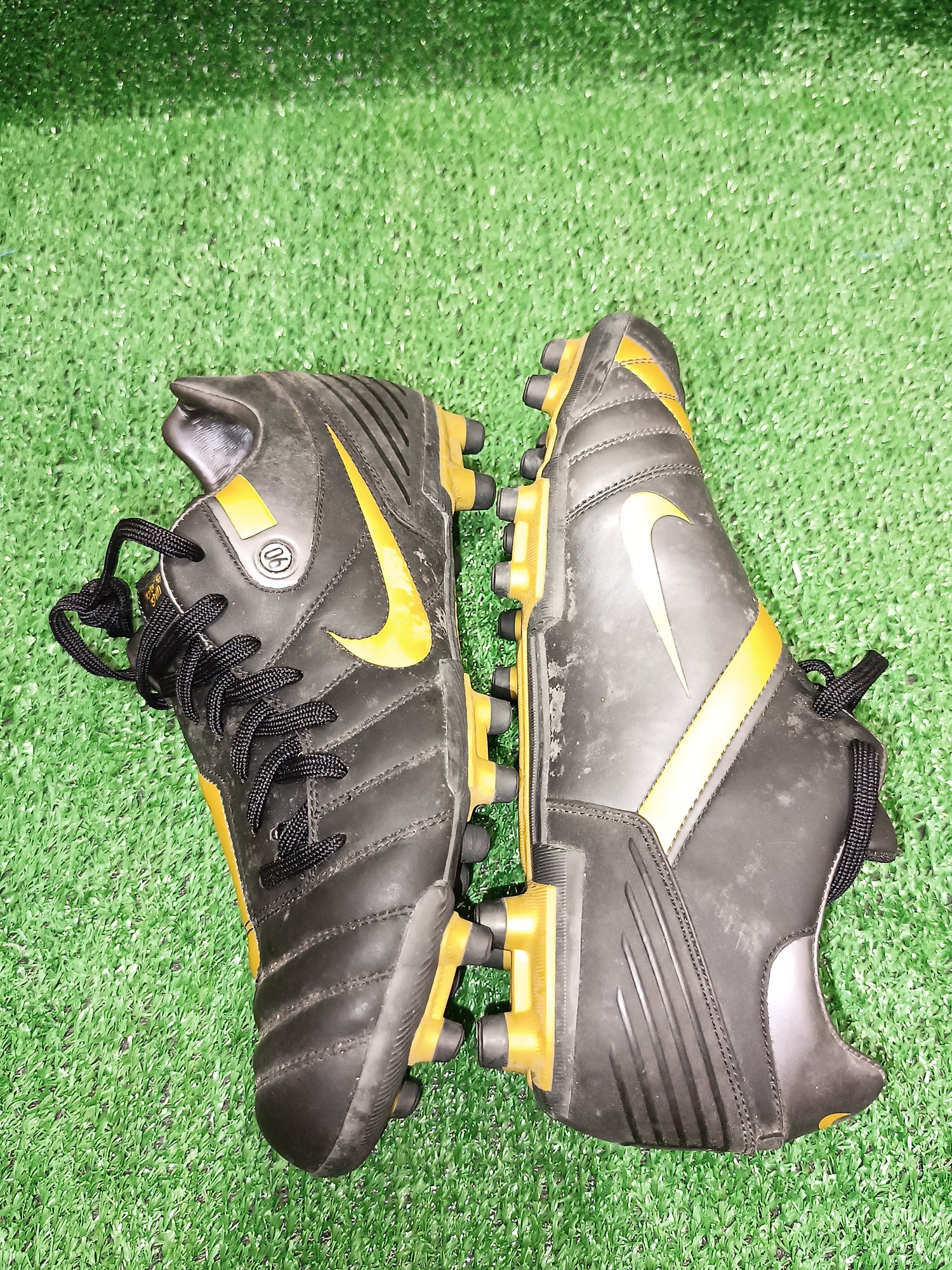 Scarpe da calcio Vintage Scarpini Nike Total 90 Shift 2000 Zanetti Mat