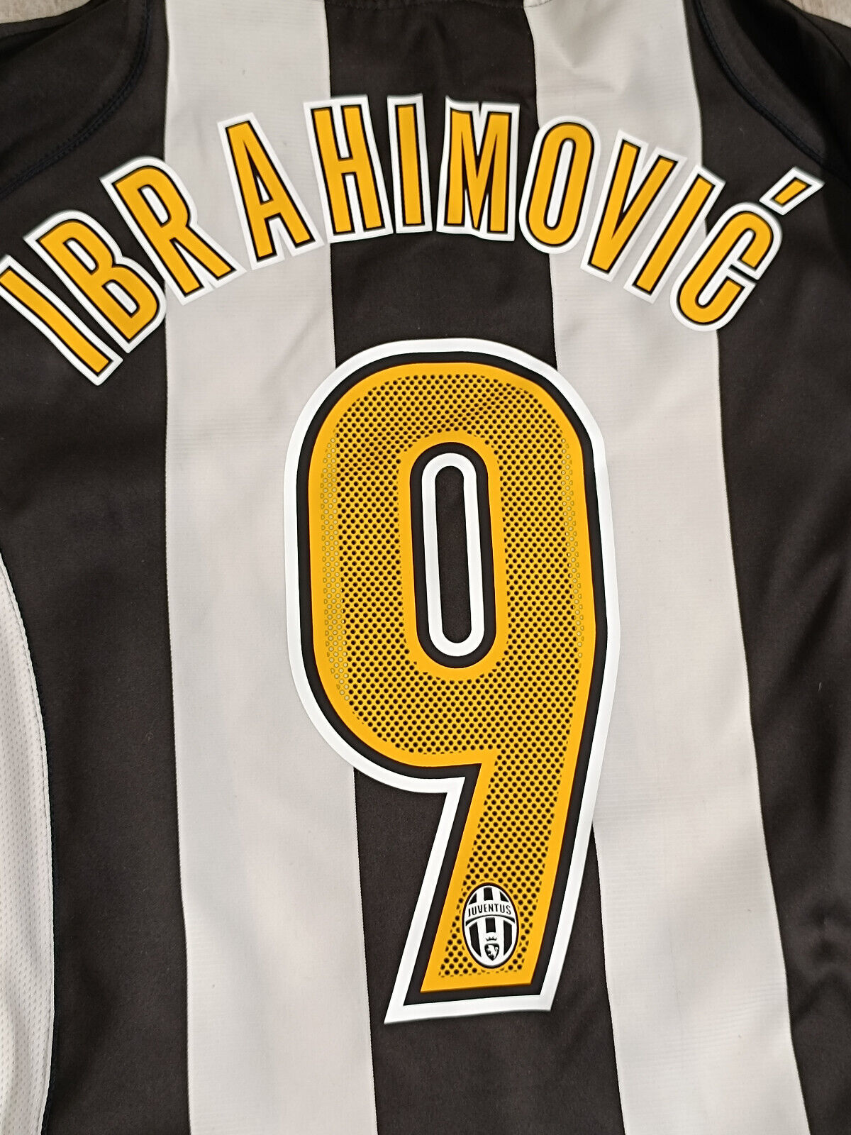 maglia calcio vintage Juventus IBRAHIMOVIC Nike shirt 2004 2005 jersey Sky M