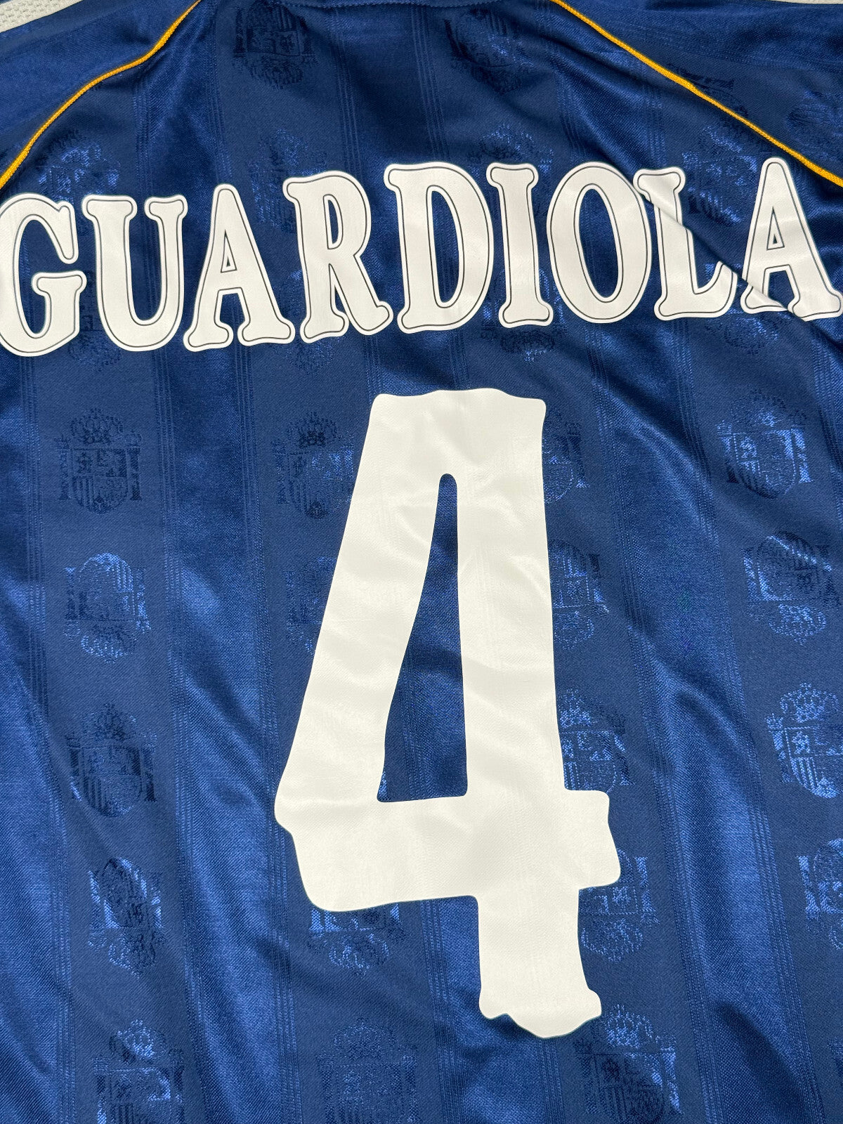 maglia calcio Spagna vintage GUARDIOLA #4 World Cup 1998 camiseta Adidas