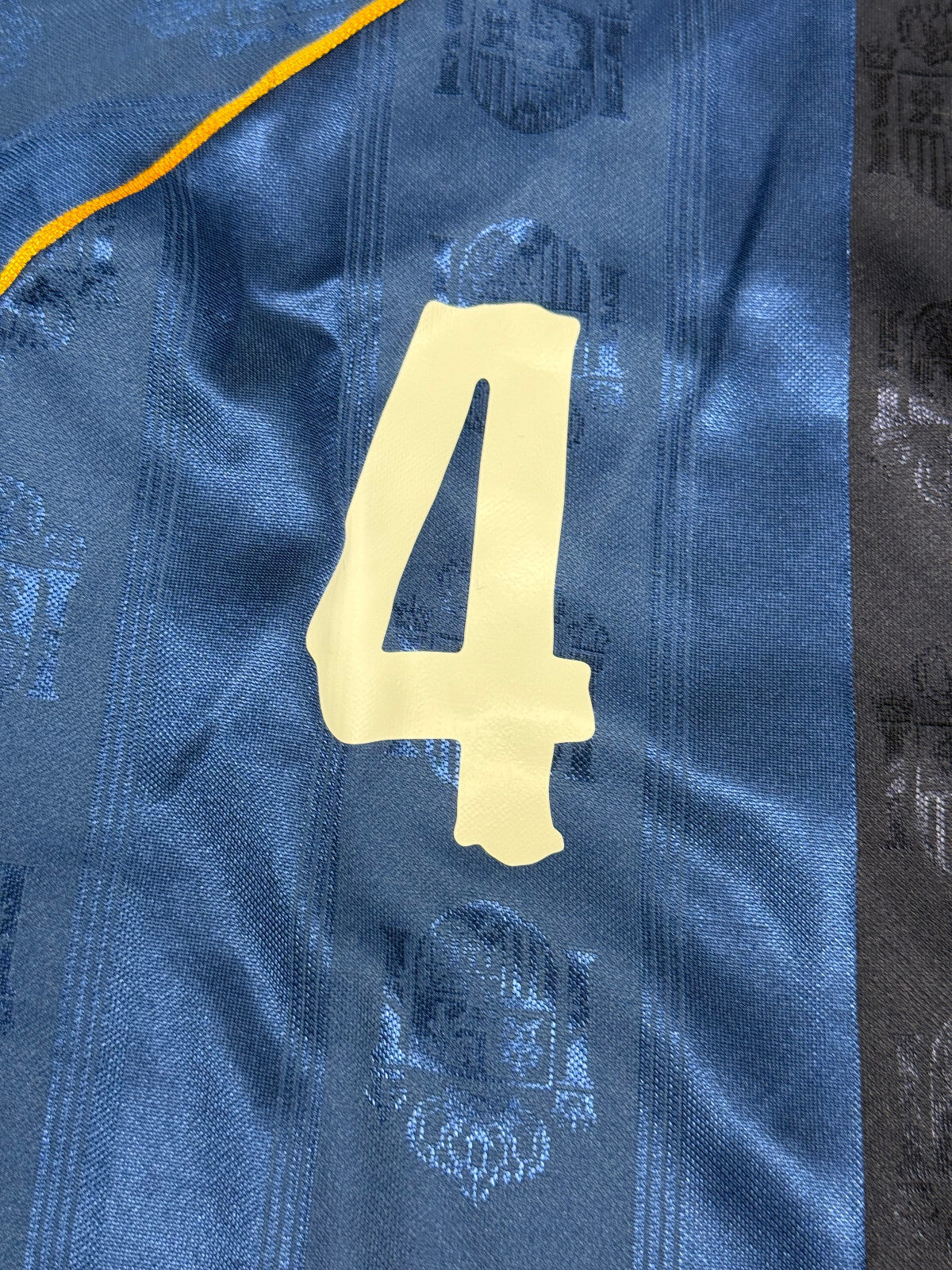 maglia calcio Spagna vintage GUARDIOLA #4 World Cup 1998 camiseta Adidas
