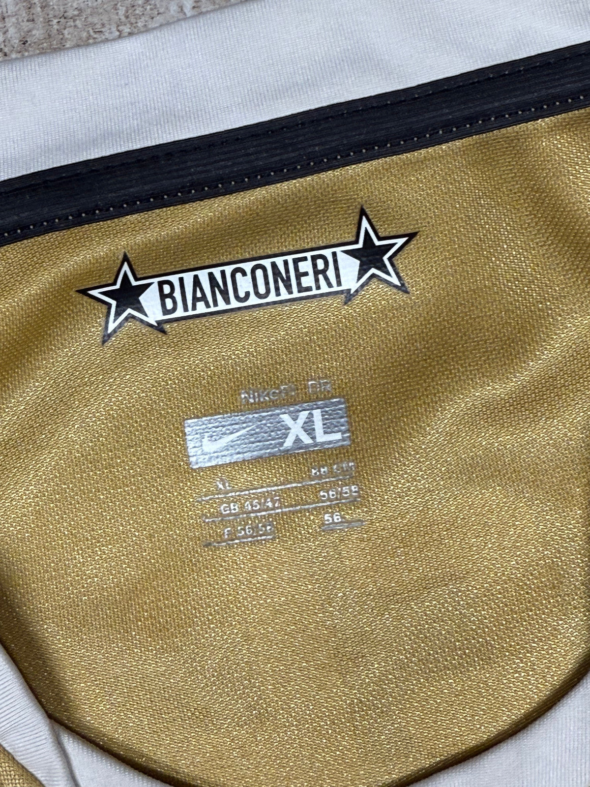 maglia calcio vintage Juventus BUFFON Serie A 2008 2009 away oro XL