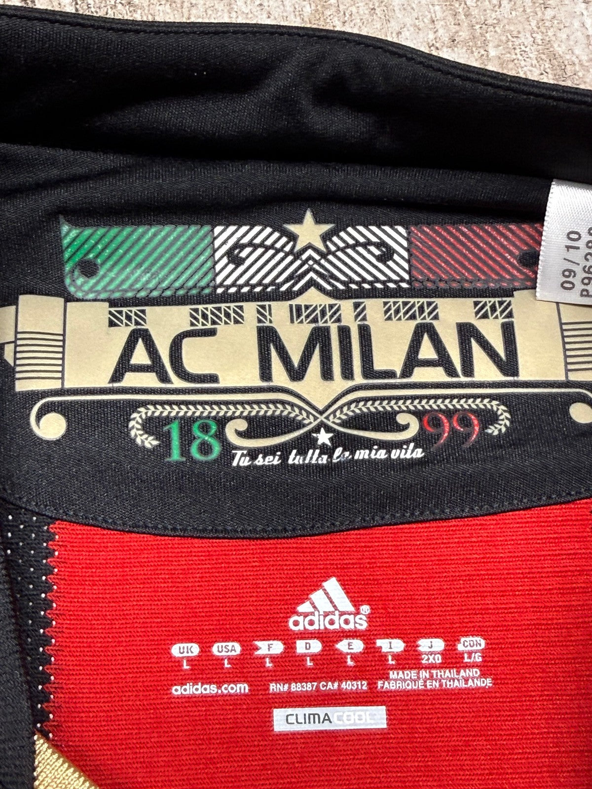 maglia calcio vintage AC Milan RONALDINHO L 2010 2011 SCUDETTO Adidas Climacool