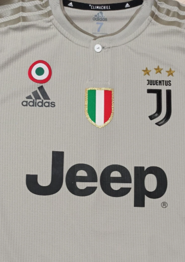 maglia ronaldo match issue 2018 2019 away tg 7 + maglia ibrahimovic AC MILAN player issue home 2021/22