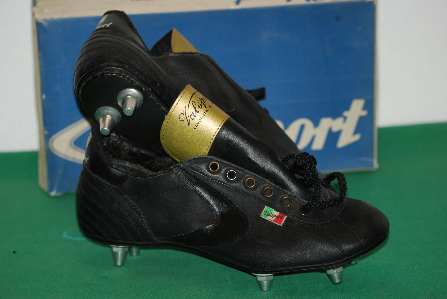 vintage Valsport ITALIA gold Made in ITALY boots Lavorazione shoes soccer 1970