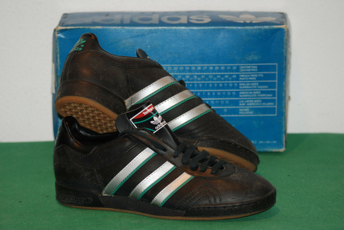 adidas vintage shoes Tango Tolouca 80s no tobacco tahiti berlin hamburg trainers