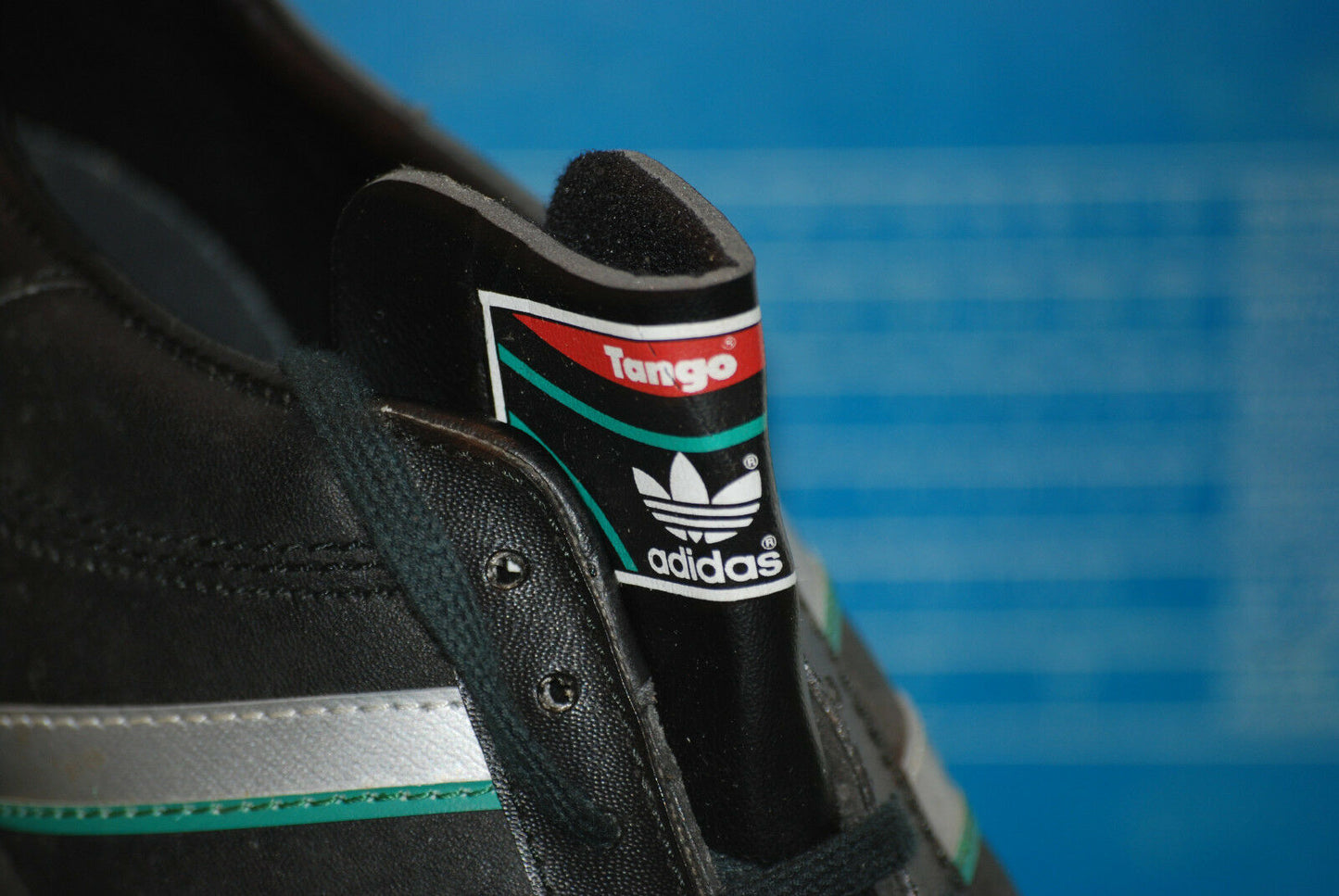 adidas vintage shoes Tango Tolouca 80s no tobacco tahiti berlin hamburg trainers