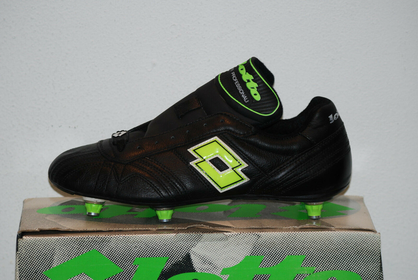 lotto vintage DONADONI soccer boots milan holland italia 90 deadstock BNWT